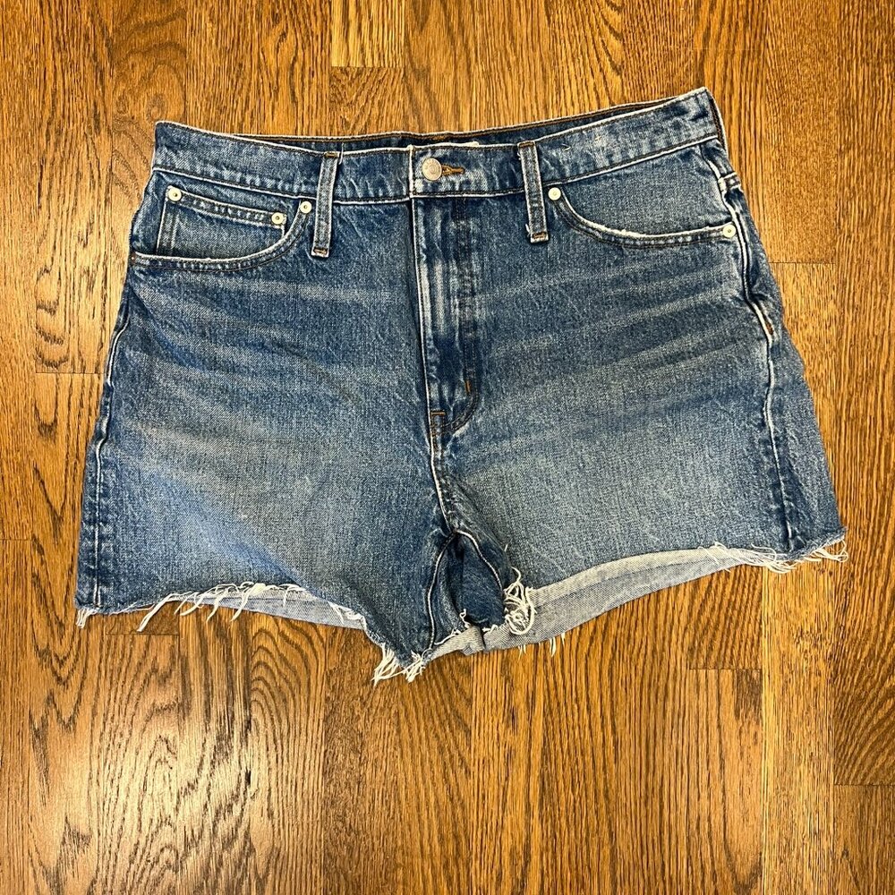 Madewell Relaxed Mid-Length Denim Shorts in Cranwood Wash